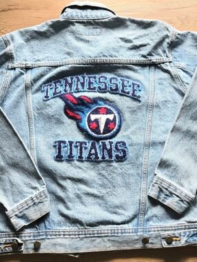 Vintage Wrangler Denim Jacket With NFL Tennessee Titans Embroidered Med